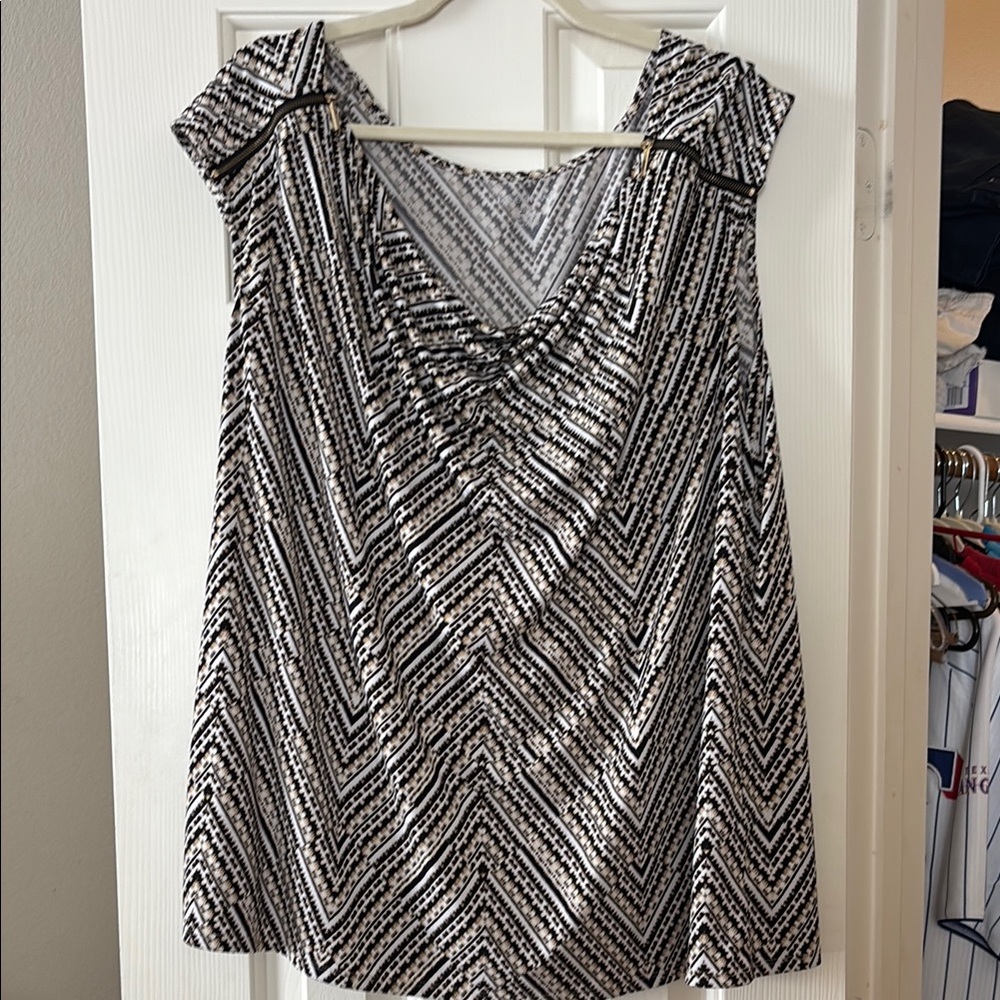Lane Bryant Geometric Patterned Top in Black and Cream